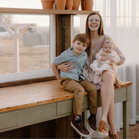 Meet your Posher, Cora - Picture 4 of 4